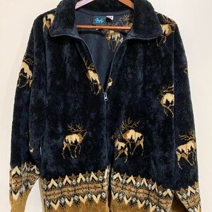 Vintage 90s Fleece/Cozy Animal/wildlife Zippered Jacket/Coat